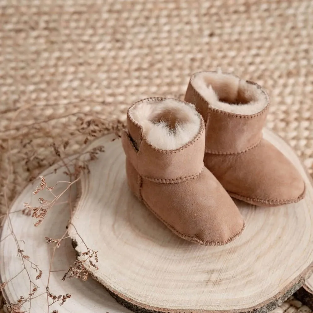 Baa Baby Tabbed Sheepskin Booties (Chestnut)