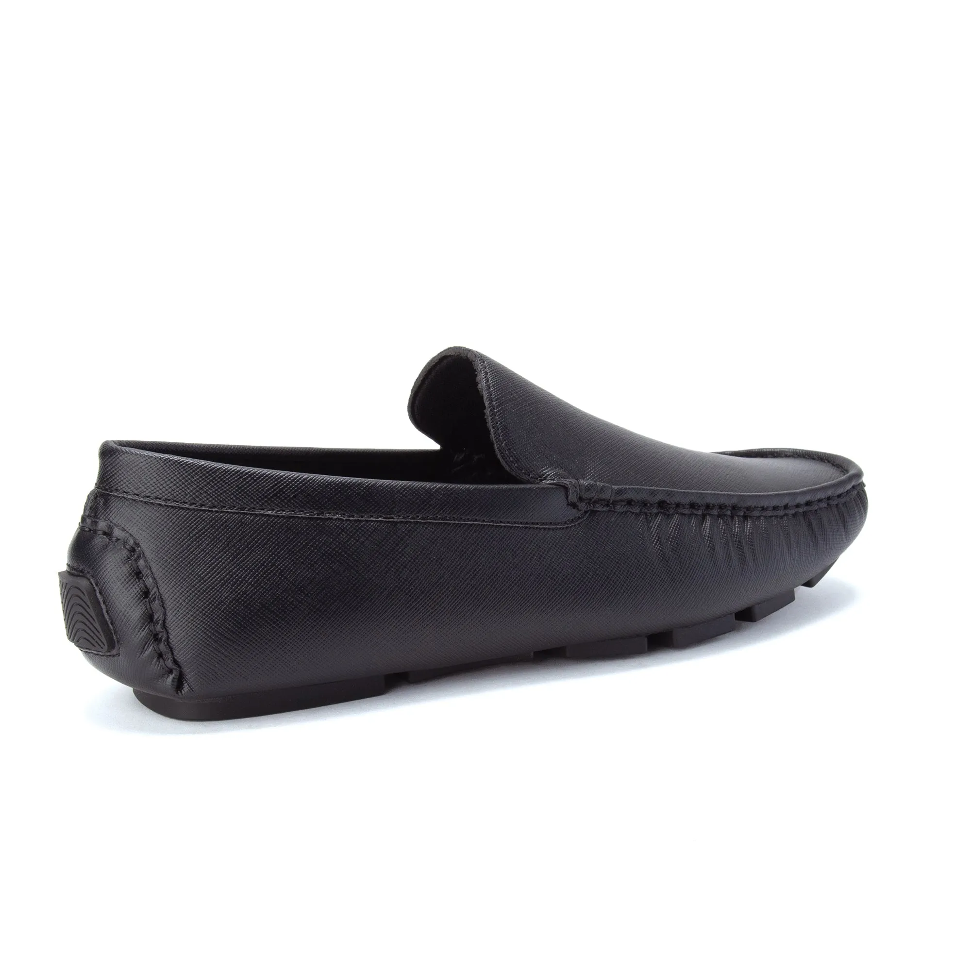 BATA Men Flexible Moccasins 851X726