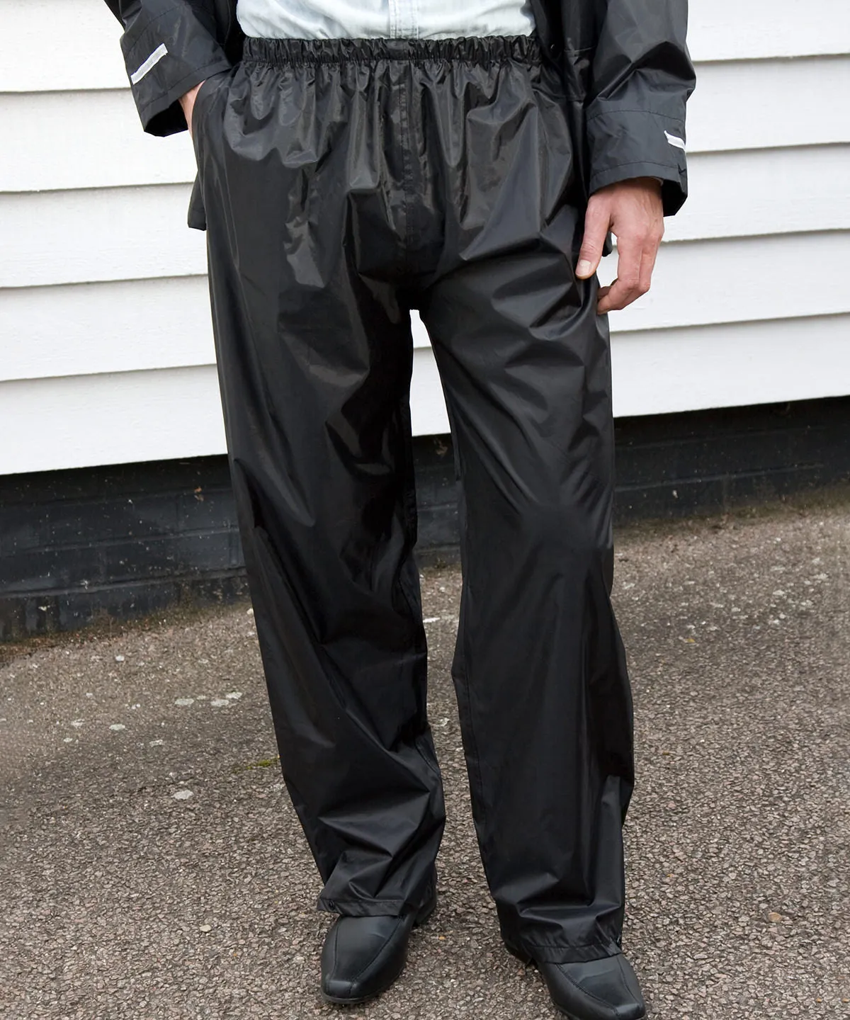 Navy - Core rain trousers